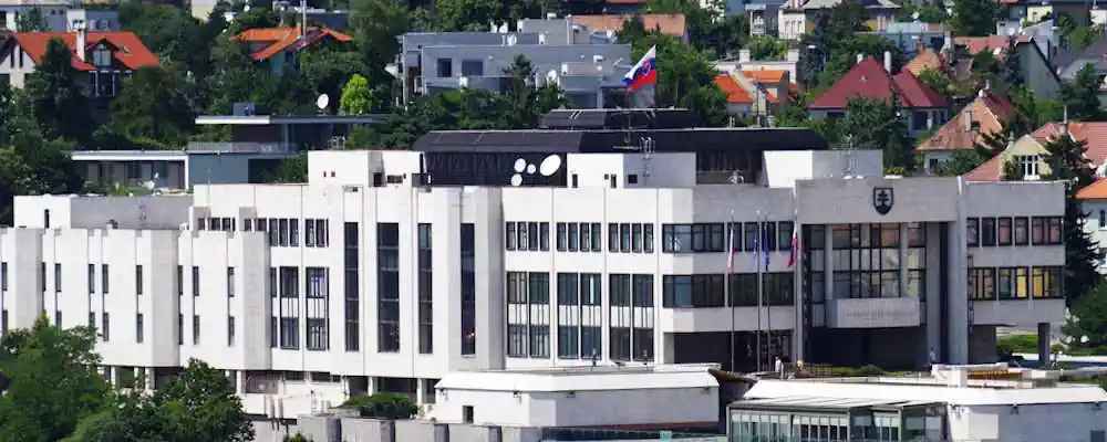 Detektive suchen nach Personen in der Slowakei