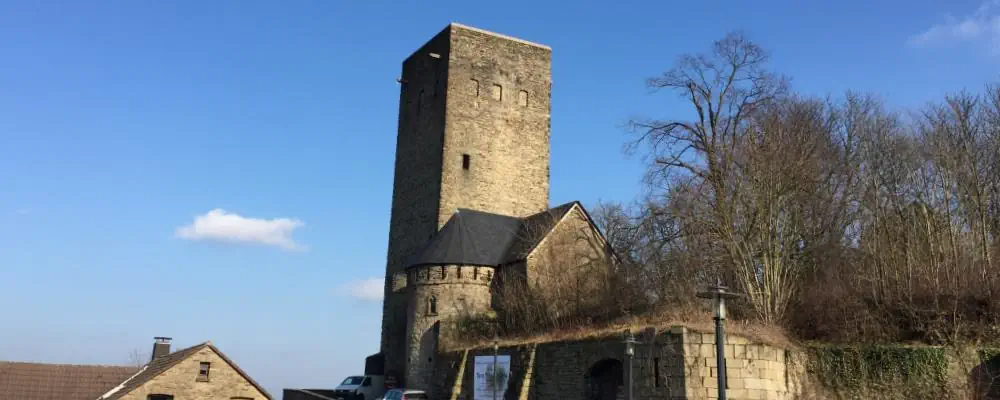 Detektiv fotografiert in Hattingen Burg Blankenstein