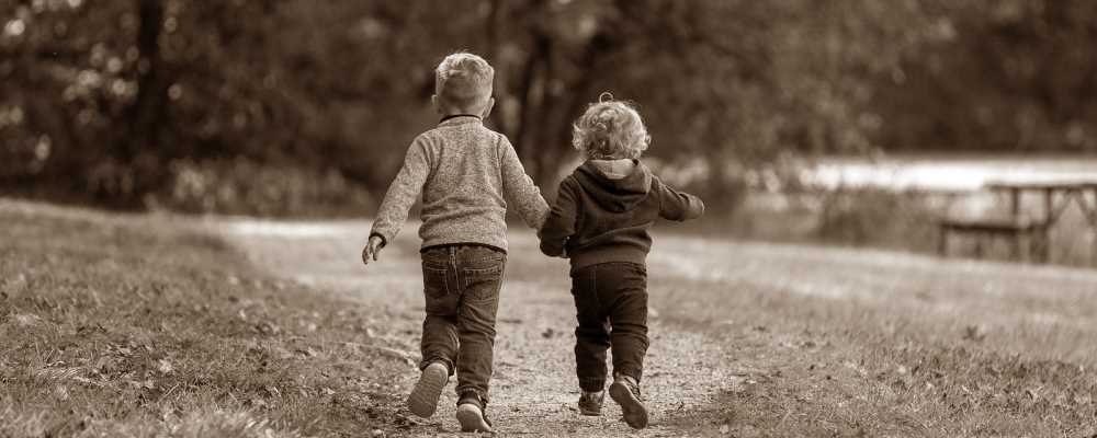 Suchen Sie Ihren Bruder? Detektive helfen.
